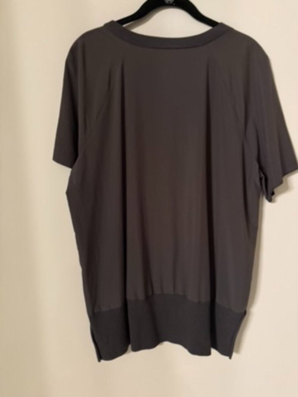 Athleta Zephyr Tee Taupe Gray Oversized Tunic Top Size M Style 405692 - Picture 3 of 4